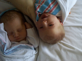 dayone-4.jpg (62173 bytes)