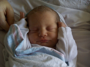 dayone-6.jpg (60969 bytes)